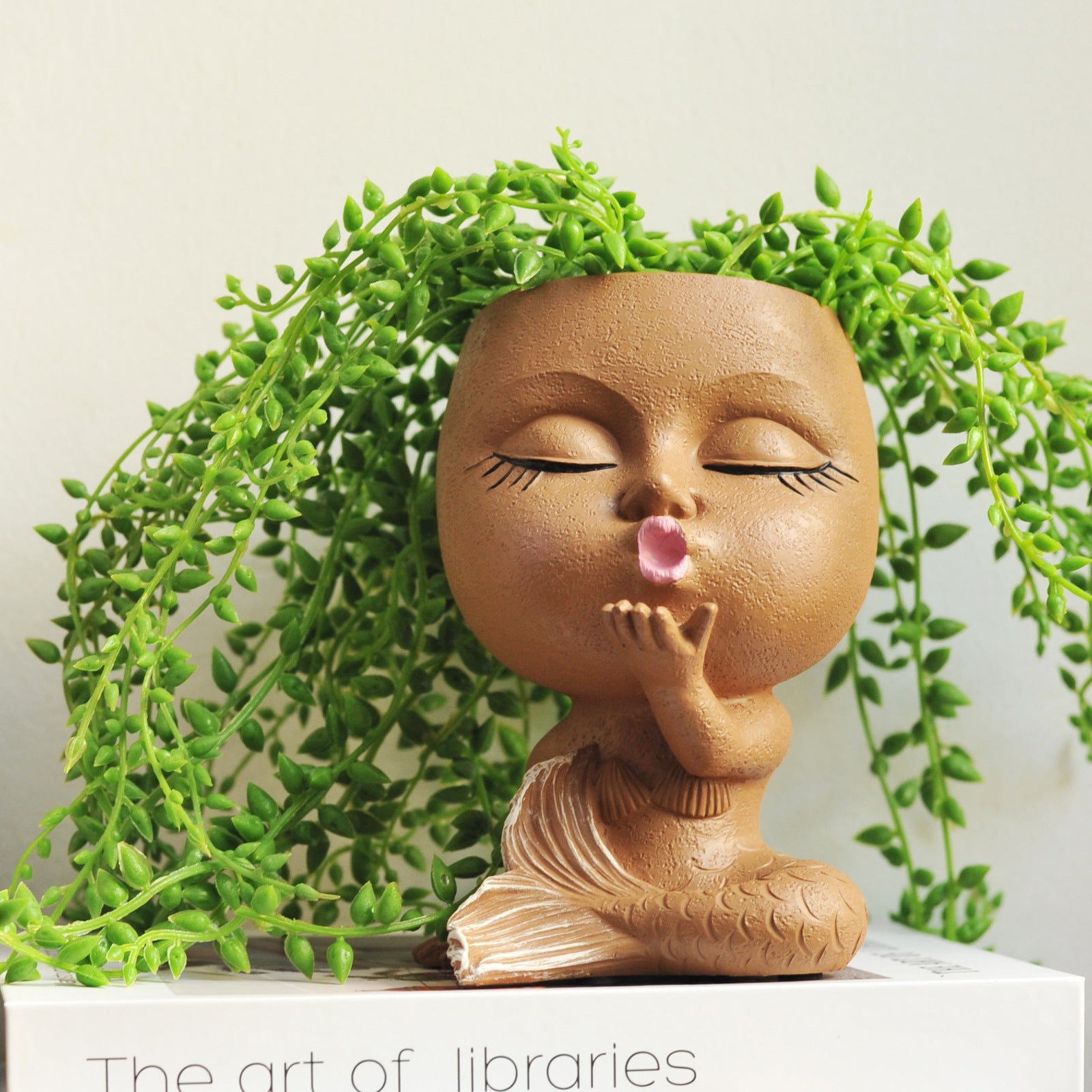 Flying Kiss of Love-Adorable Flowerpot