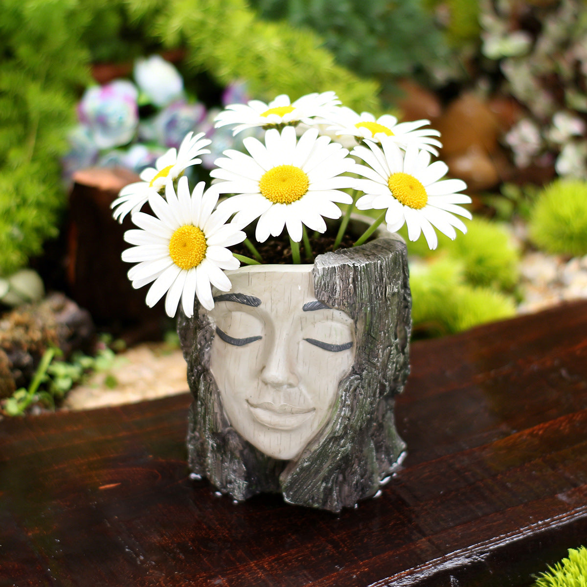 "Goddess, Please Close Your Eyes" — Face-Shaped Planter