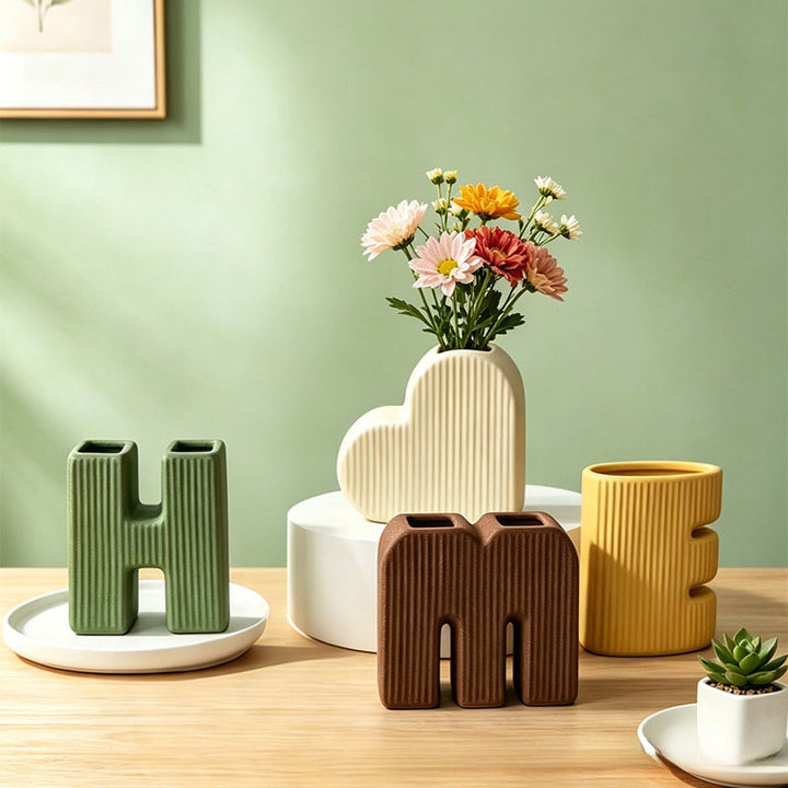 Best-selling "HOME" Letter Ceramic Vase Set