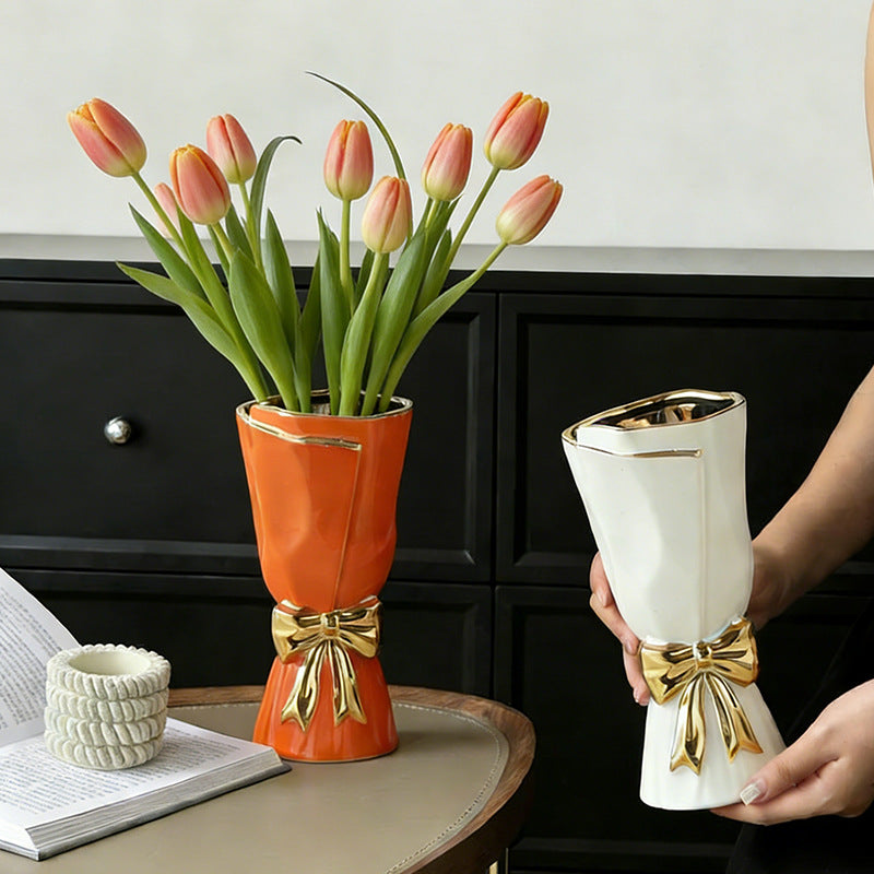 Nordic Minimalist Ceramic Vase with Gold-Rimmed Bow