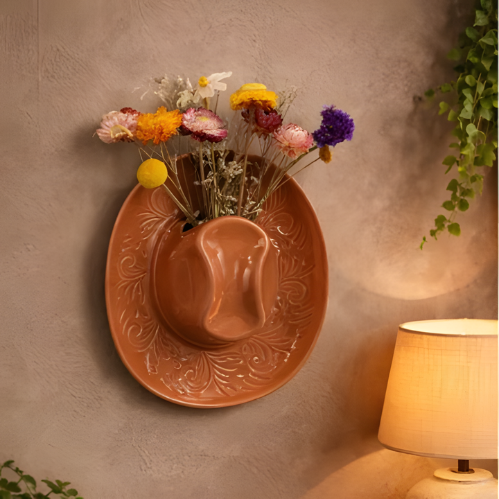 Resin Wall-Mounted Decorative Vase (Hat-Shaped)