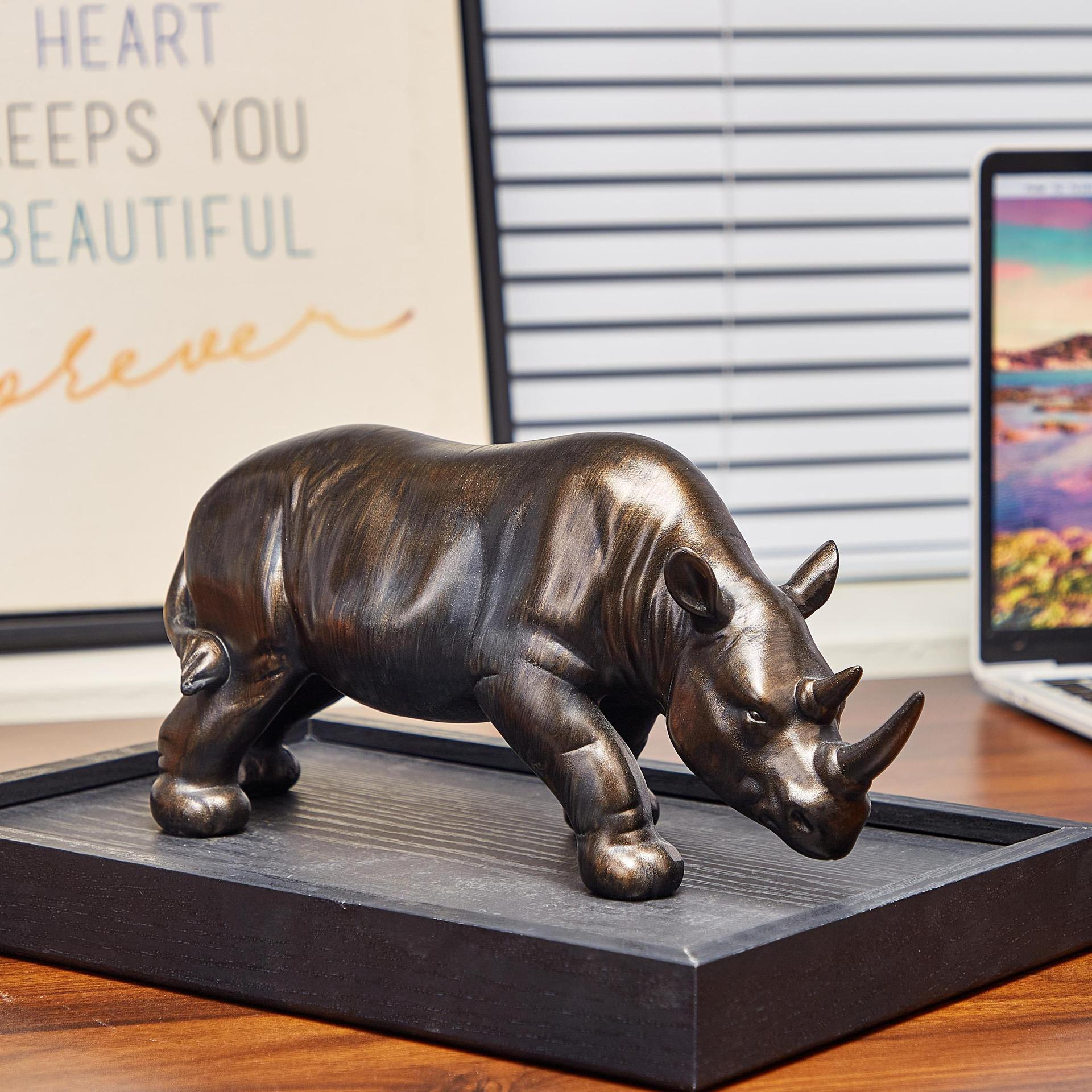 Light Luxury Faux Wood-Grain Resin Rhino Ornament