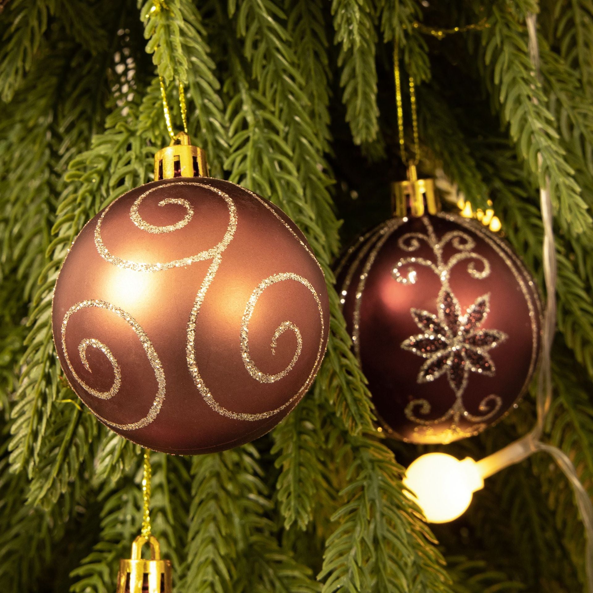 Hand-painted decorative Christmas ball ornament