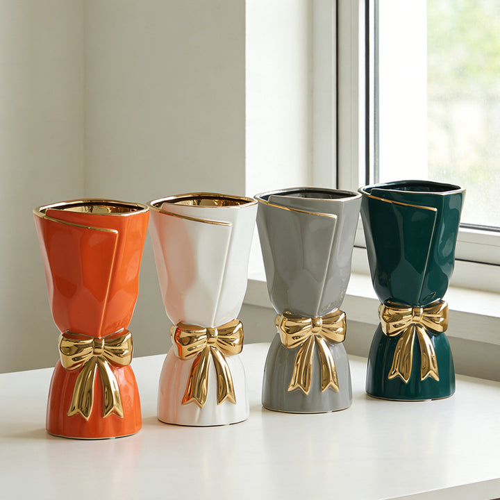 Nordic Minimalist Ceramic Vase with Gold-Rimmed Bow