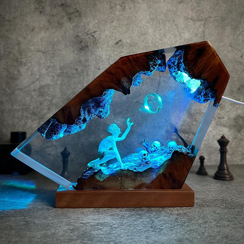 The One Ring Resin Lamp – Dramatic Fantasy Scene Night Light