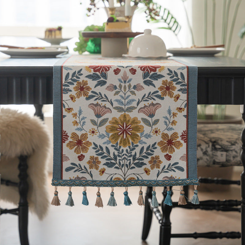 Premium American Vintage-Style Jacquard Tassel Table Runner