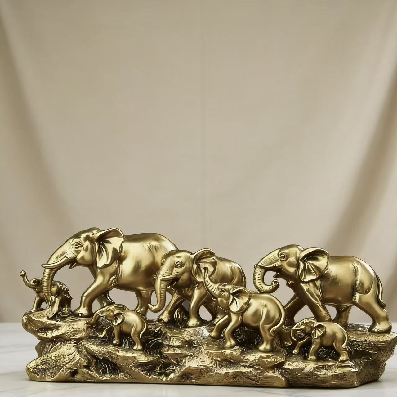 Majestic Elephant Family Sculpture – Symbol of Strength, Prosperity & Good Fortune