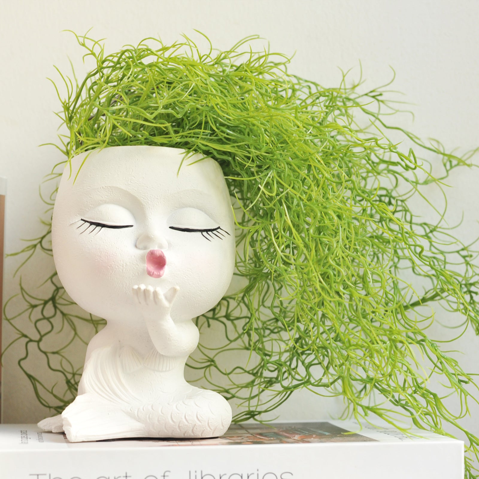 Flying Kiss of Love-Adorable Flowerpot
