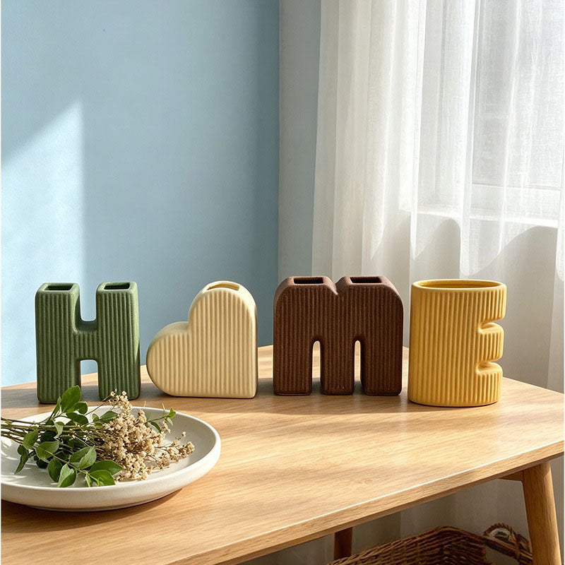 Best-selling "HOME" Letter Ceramic Vase Set
