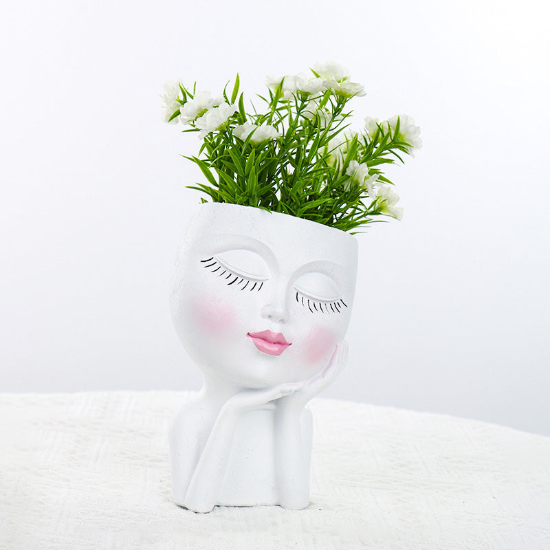 Chin-Resting Flowerpot Decoration