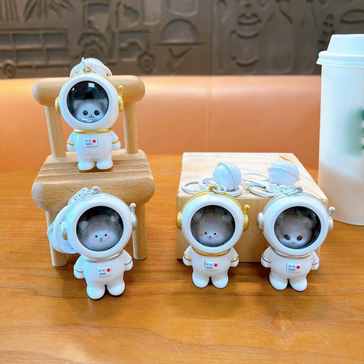 Cute glow-in-the-dark astronaut keychain