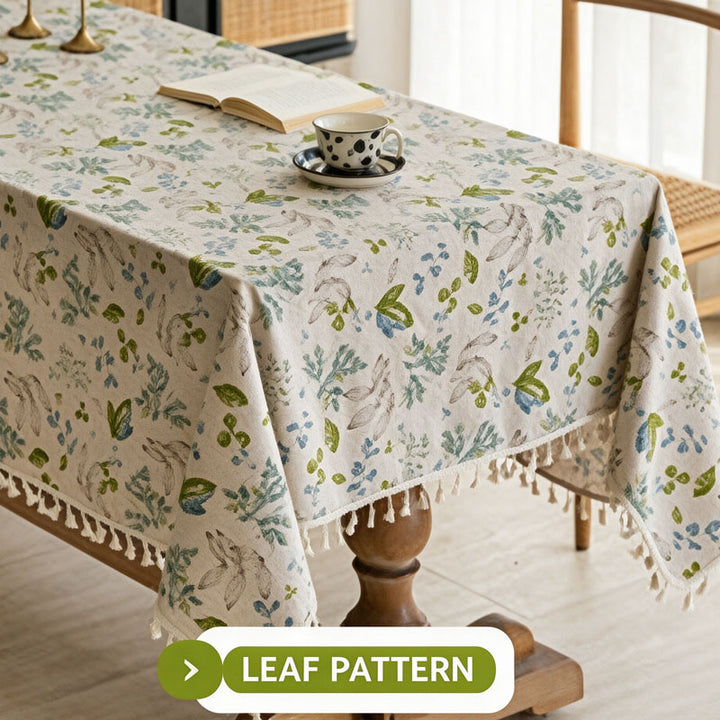 Fresh-style printed tablecloth with tassels