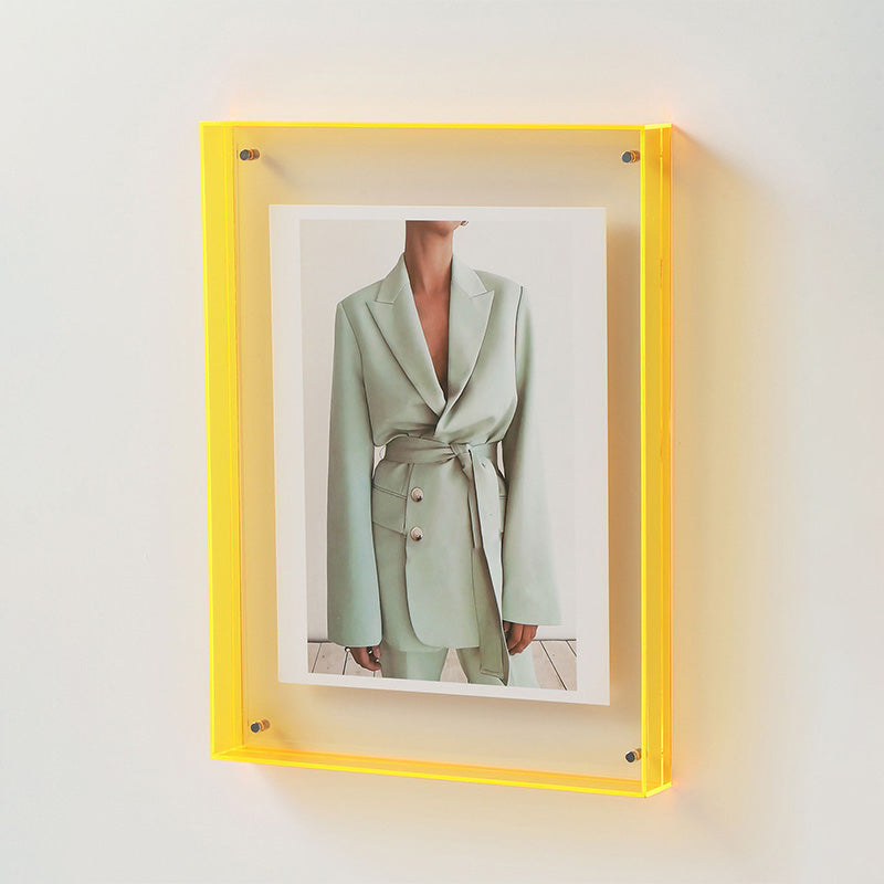 Light Luxury, High-End Transparent Wall-Mounted Display Frame