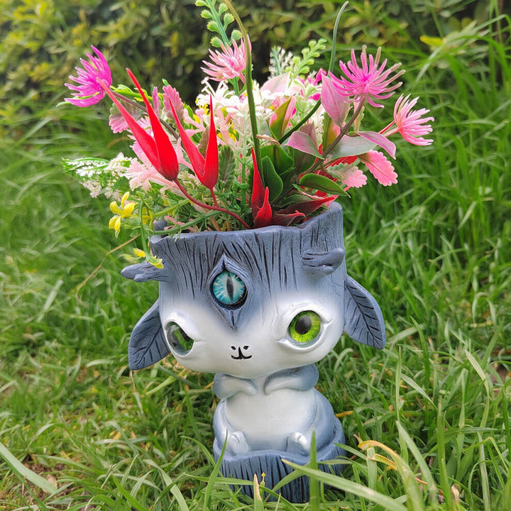 Big-Eyed Elf Flowerpot Ornament
