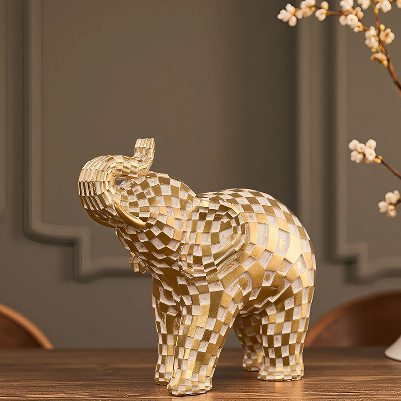 High-end gold elephant ornament
