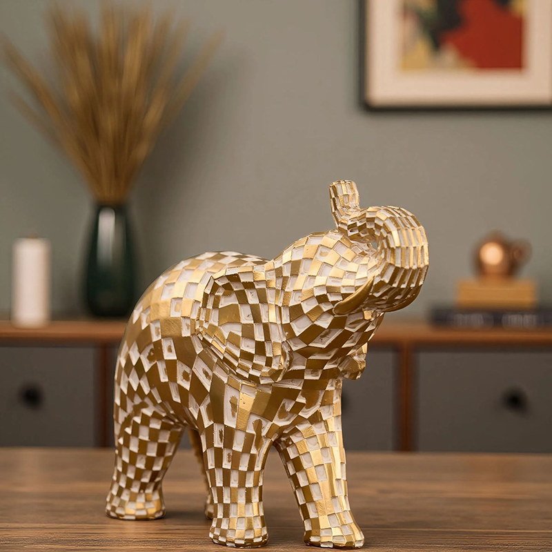 High-end gold elephant ornament