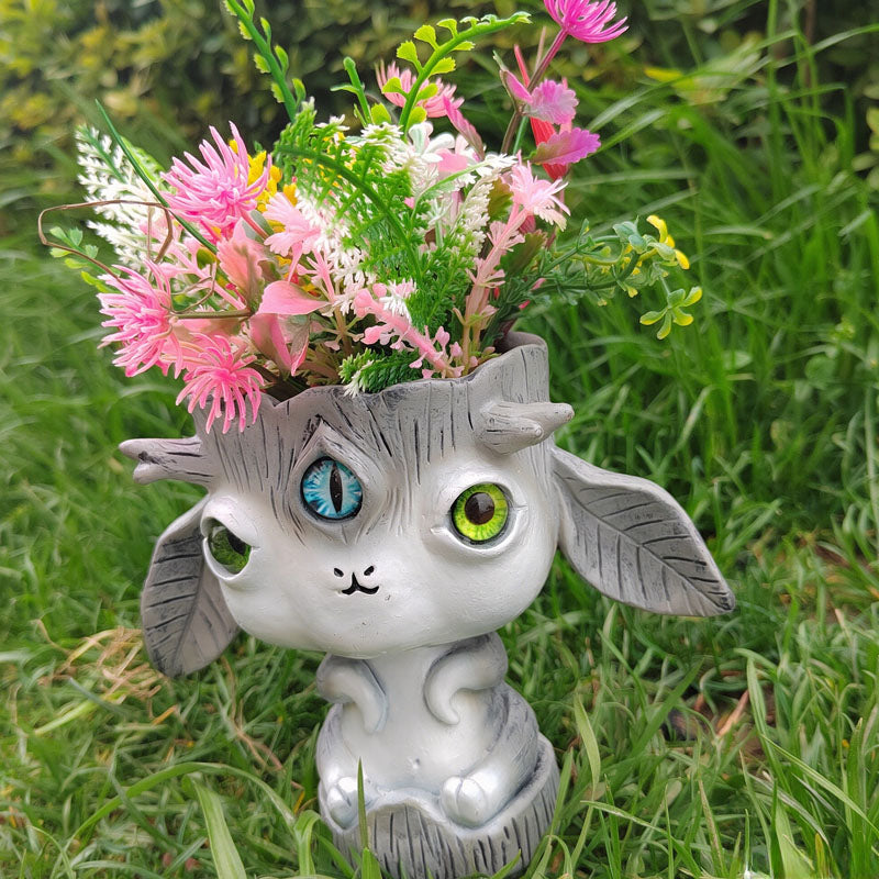 Big-Eyed Elf Flowerpot Ornament