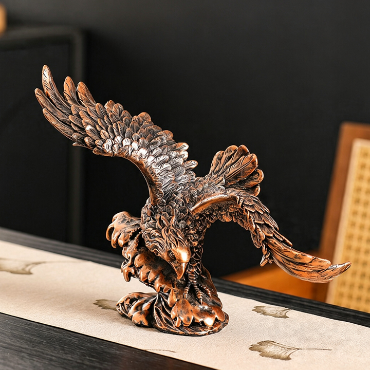 Majestic Eagle Statue – A Symbol of Strength, Freedom &amp; Victory