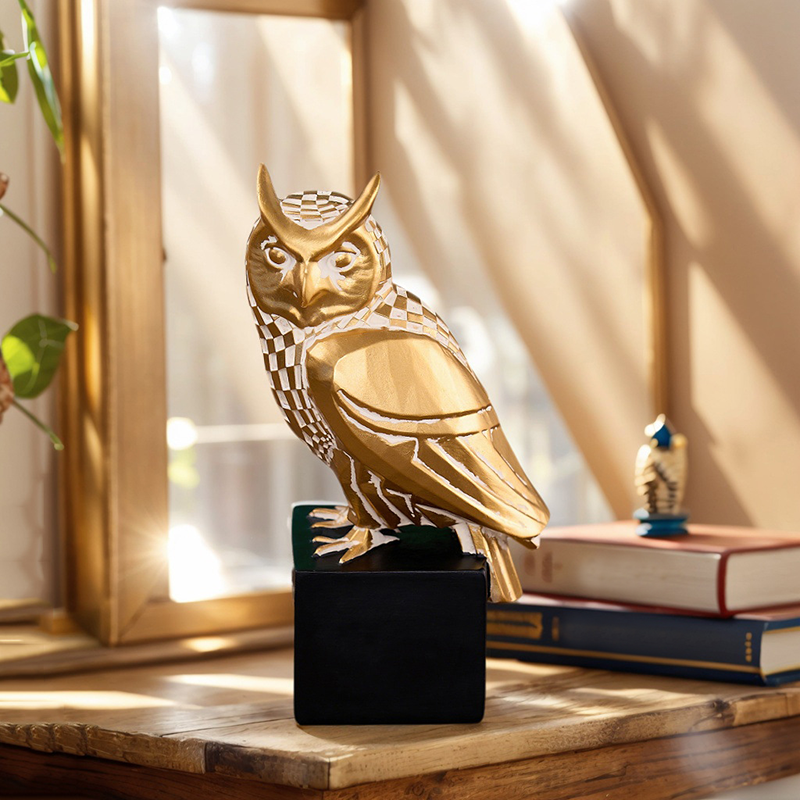 High-end gold owl ornament