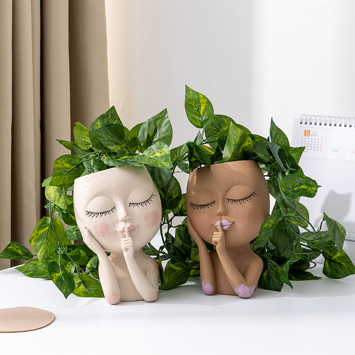 Face-Shaped Planter Decoration