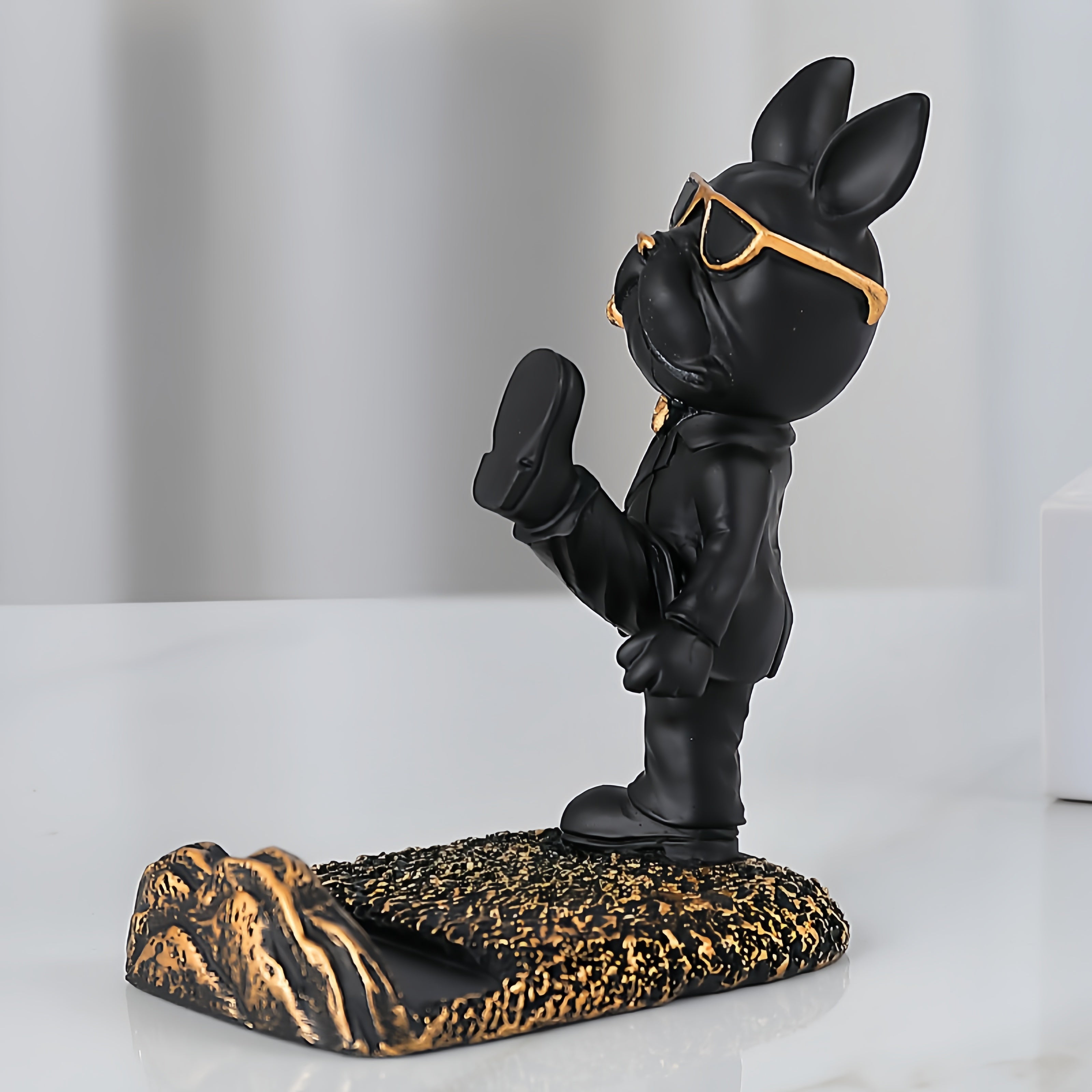 Bulldog Ornament — Cute Phone Stand