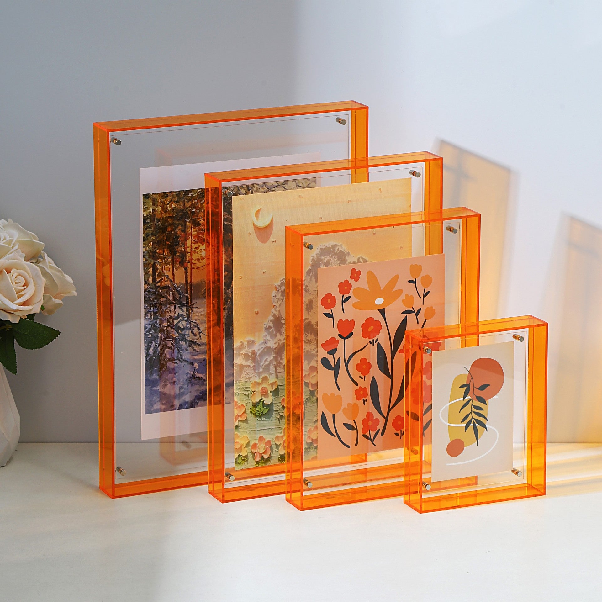 Light Luxury, High-End Transparent Wall-Mounted Display Frame
