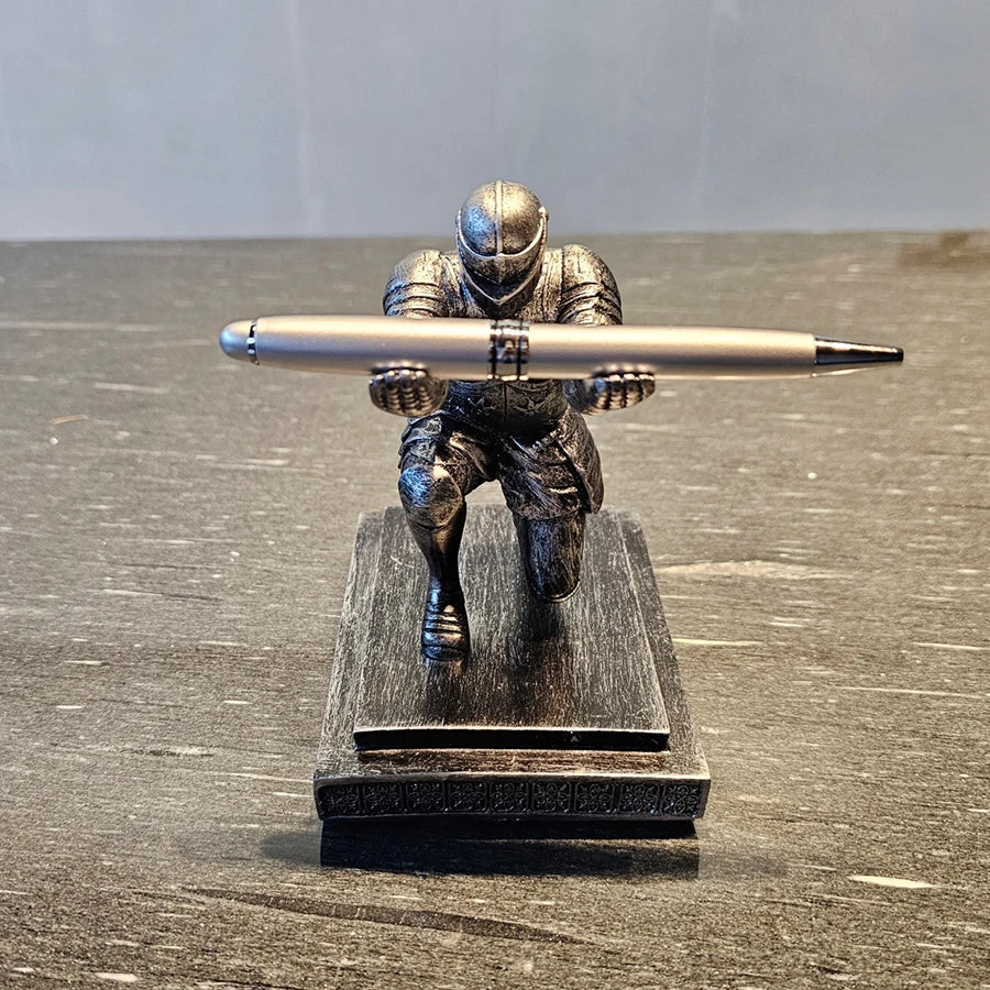 Knight Pen Holder