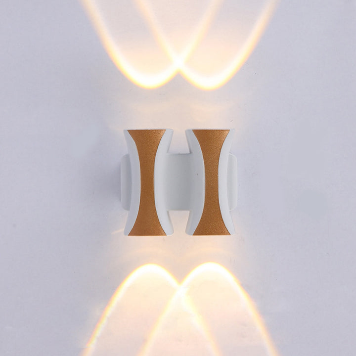 Outdoor LED wall light with a waterproof plastic housing