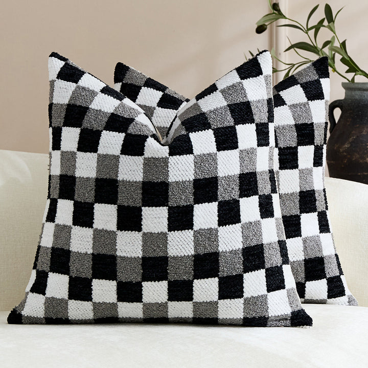 Checkered pattern throw pillow/cushion