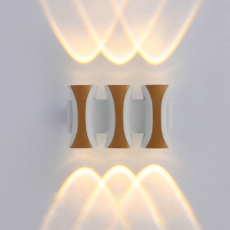 Outdoor LED wall light with a waterproof plastic housing