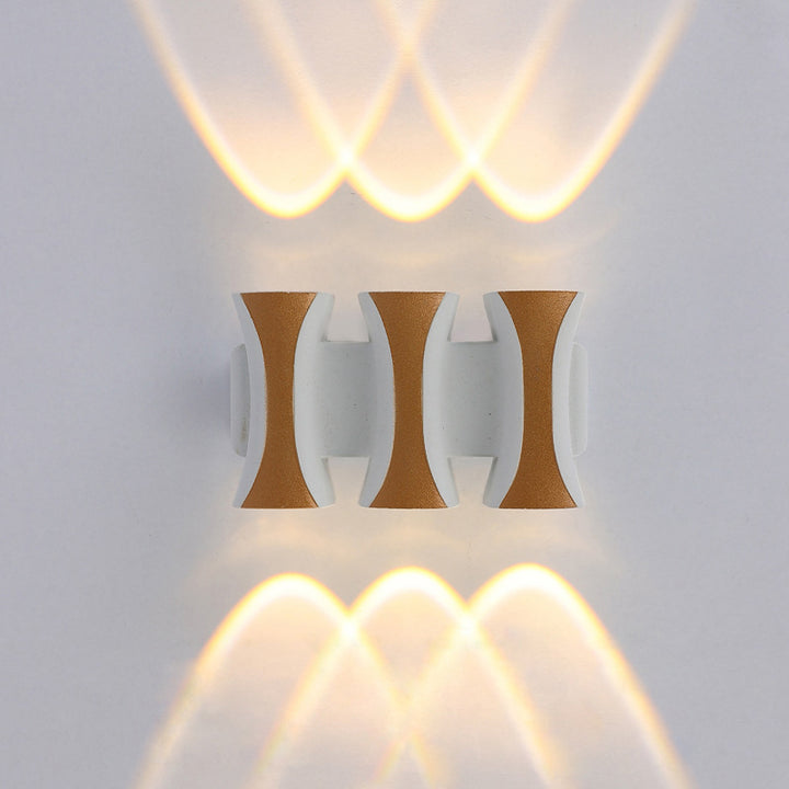 Outdoor LED wall light with a waterproof plastic housing