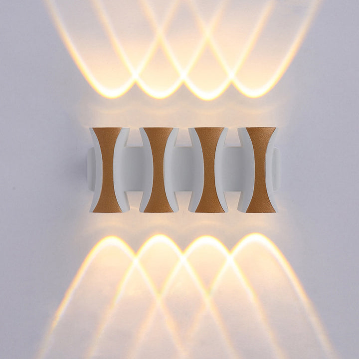 Outdoor LED wall light with a waterproof plastic housing