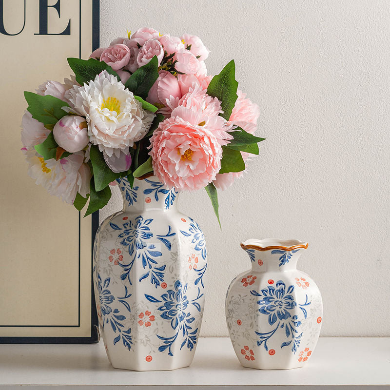 High-quality blue and white porcelain floral vase
