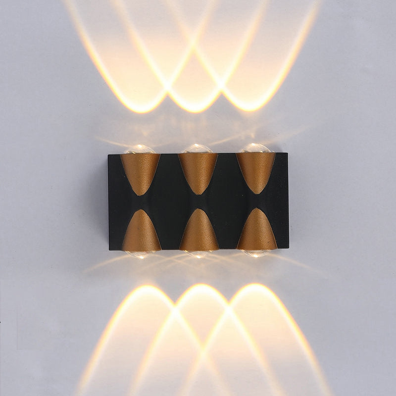 Outdoor LED wall light with a waterproof plastic housing