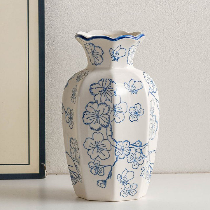 High-quality blue and white porcelain floral vase