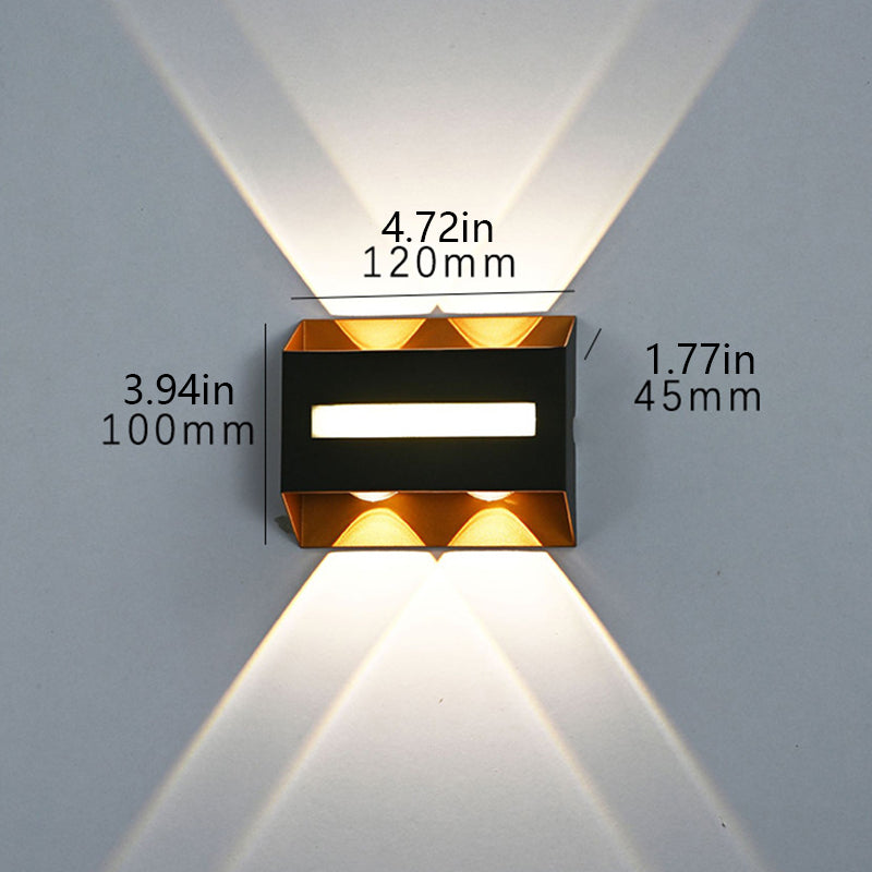Waterproof dual-head outdoor wall light with plastic housing