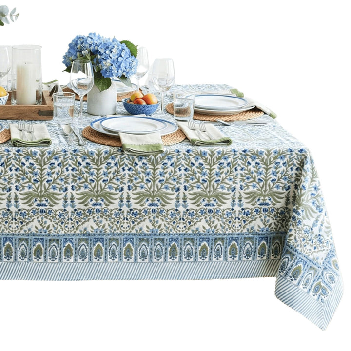 Waterproof and oil-proof tablecloth