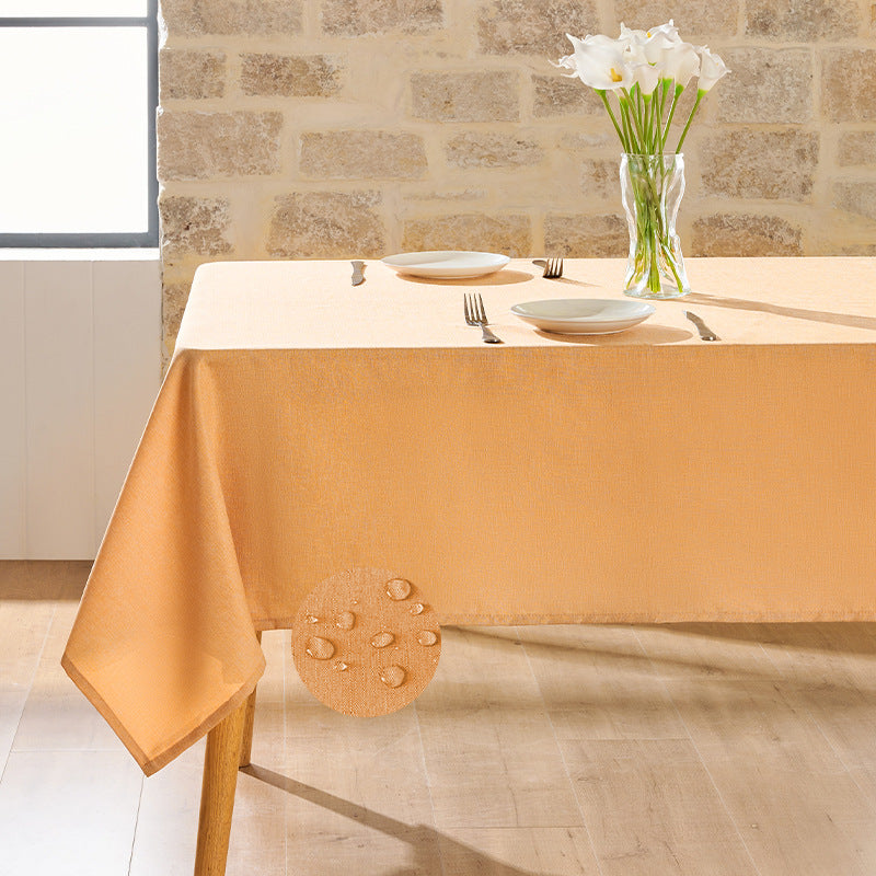 Solid-color tablecloth—wrinkle-resistant and durable