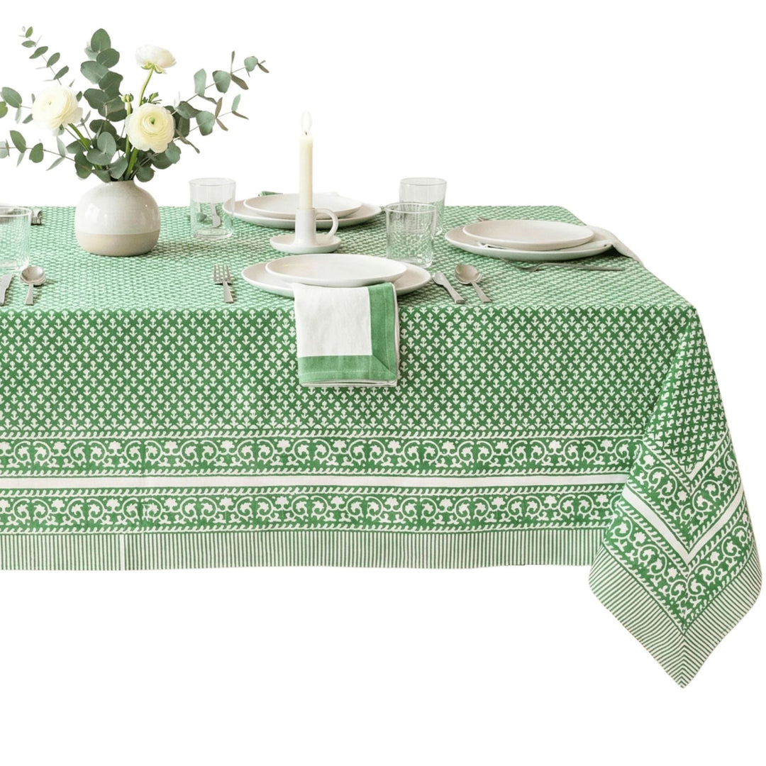 Waterproof and oil-proof tablecloth