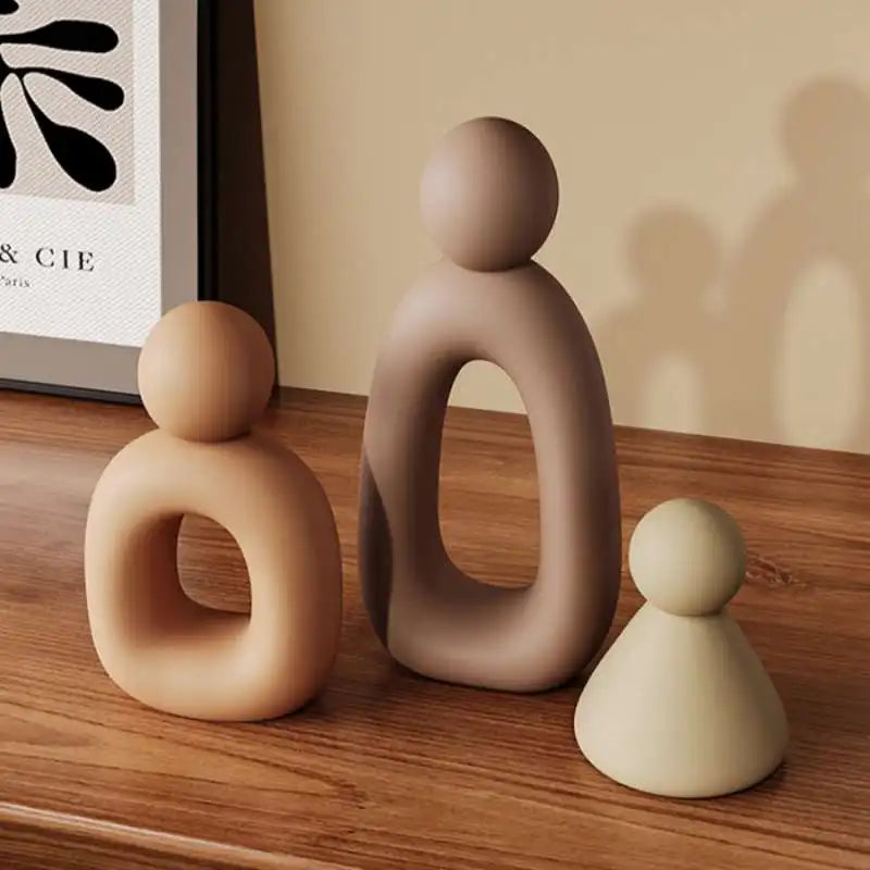 Home Harmony – Modern Family Statue