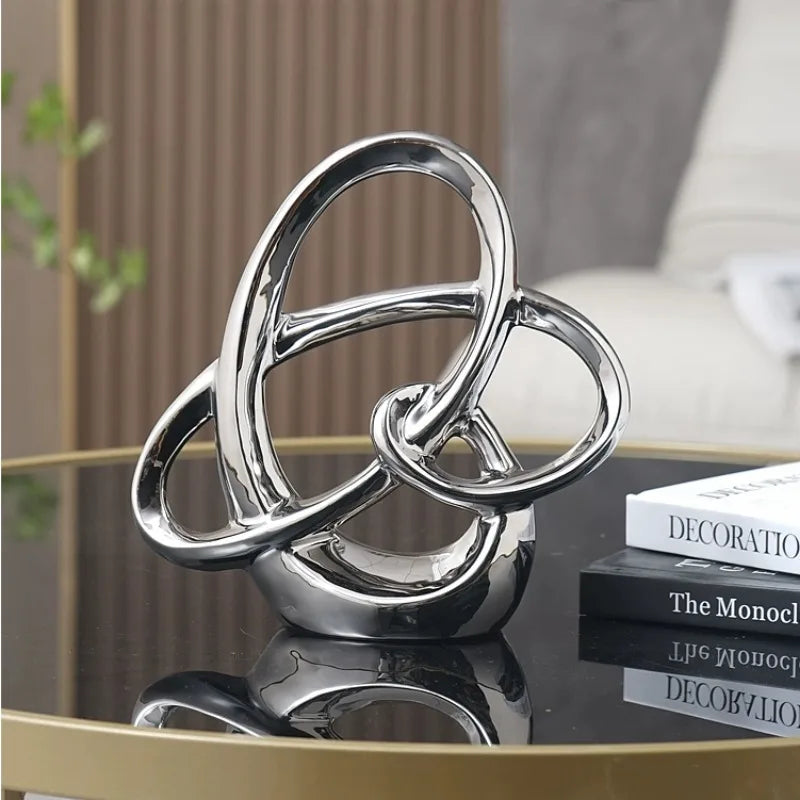 Loop &amp; Luxe