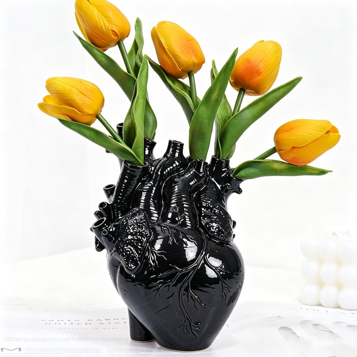 Viral, fun heart-shaped resin vase