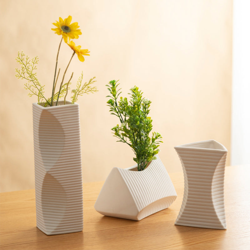 Minimalist, modern, and creative ceramic floral home decor